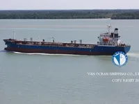 Tankowiec do przewozu ropy/chemikaliów na sprzedaż