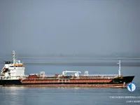 Tankowiec do przewozu ropy/chemikaliów na sprzedaż
