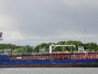 Tankowiec do przewozu ropy/chemikaliów na sprzedaż