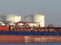 Tankowiec do przewozu ropy/chemikaliów na sprzedaż