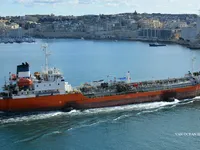 Tankowiec do przewozu ropy/chemikaliów na sprzedaż