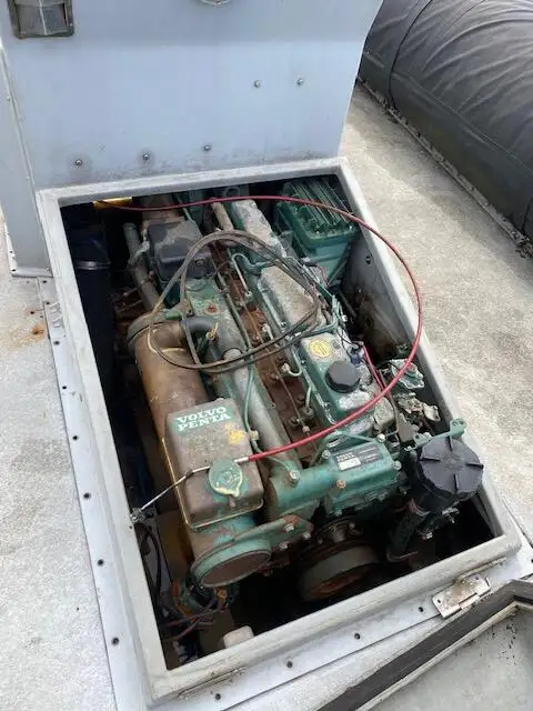 Sztywno-powłokowa łódź pontonowa na sprzedaż