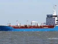Tankowiec do przewozu ropy/chemikaliów na sprzedaż