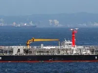Tankowiec do przewozu ropy/chemikaliów na sprzedaż