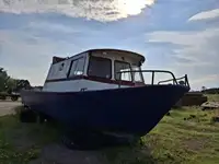 Statki robocze na sprzedaż
