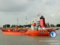 Tankowiec do przewozu ropy/chemikaliów na sprzedaż