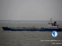 Tankowiec do przewozu ropy/chemikaliów na sprzedaż