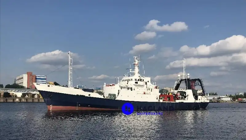 Statek badawczy na sprzedaż