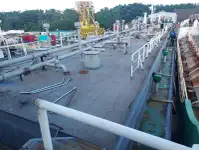 Tankowiec do przewozu ropy/chemikaliów na sprzedaż