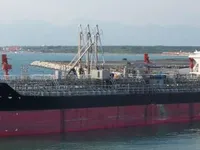 Tankowiec do przewozu ropy/chemikaliów na sprzedaż