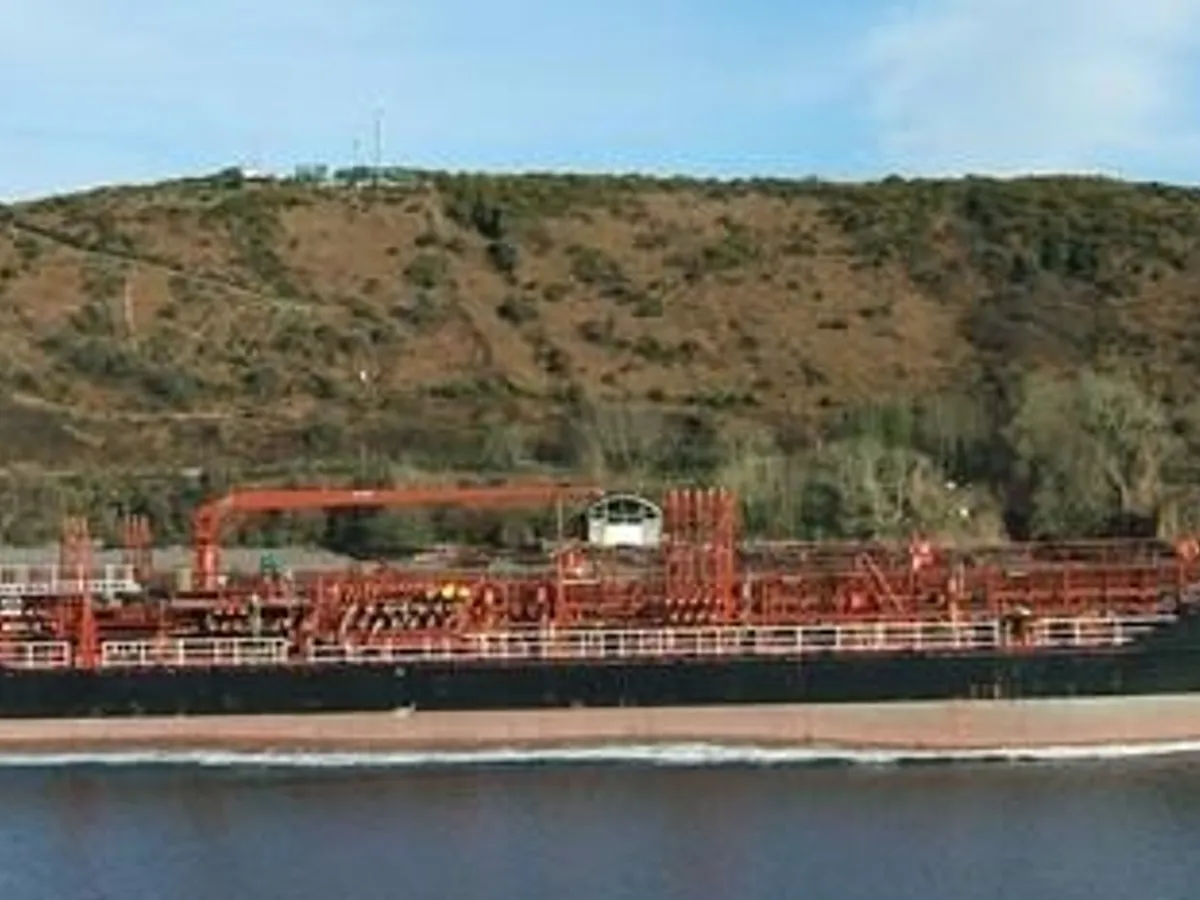 Tankowiec do przewozu ropy/chemikaliów na sprzedaż