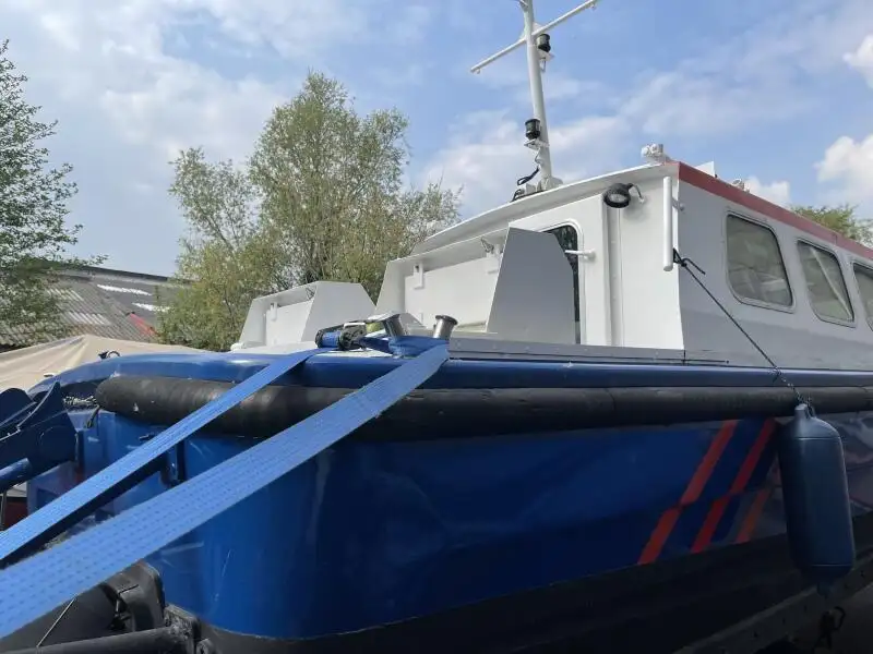 Łódź patrolowa na sprzedaż