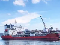Tankowiec do przewozu ropy/chemikaliów na sprzedaż