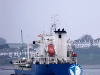 Tankowiec do przewozu ropy/chemikaliów na sprzedaż