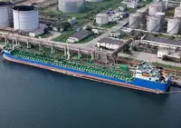 Tankowiec do przewozu ropy/chemikaliów na sprzedaż