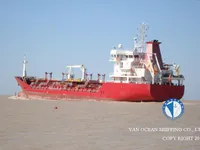 Tankowiec do przewozu ropy/chemikaliów na sprzedaż