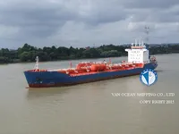 Tankowiec do przewozu ropy/chemikaliów na sprzedaż