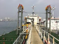 Tankowiec do przewozu ropy/chemikaliów na sprzedaż
