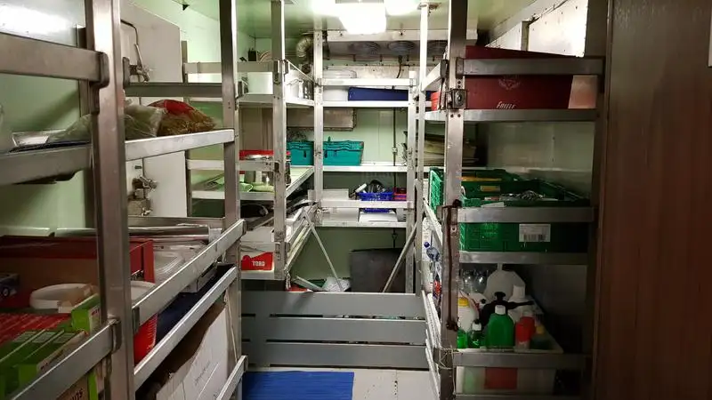 Tankowiec do przewozu ropy/chemikaliów na sprzedaż