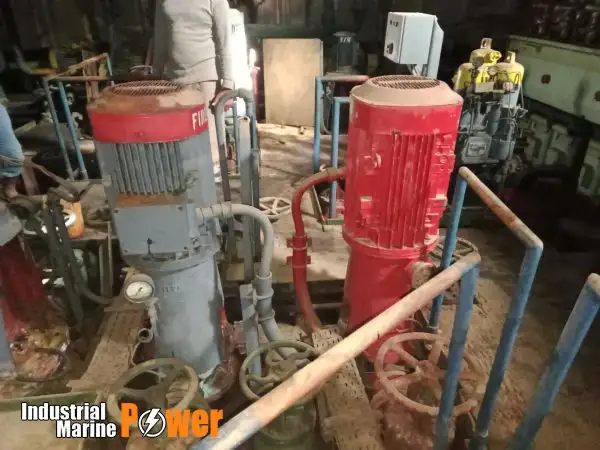 Tankowiec do przewozu ropy/chemikaliów na sprzedaż