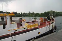 Statek wycieczkowy na sprzedaż