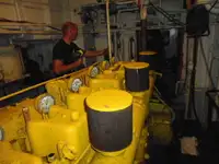 Tankowiec do przewozu ropy/chemikaliów na sprzedaż