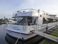 Statek wycieczkowy na sprzedaż