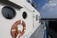 Pływający hotel na sprzedaż