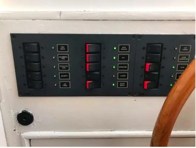 Statek wycieczkowy na sprzedaż