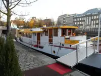 Statek wycieczkowy na sprzedaż