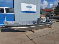 Łodzie robocze na sprzedaż