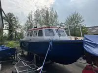 Łódź patrolowa na sprzedaż