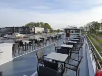 Statek wycieczkowy na sprzedaż