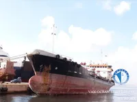 Tankowiec do przewozu ropy/chemikaliów na sprzedaż
