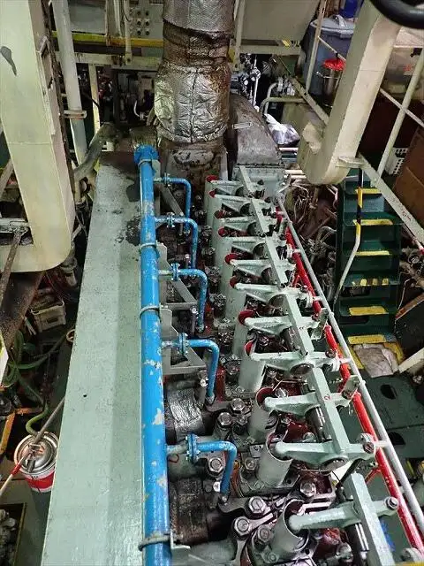 Tankowiec do przewozu ropy/chemikaliów na sprzedaż