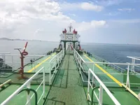 Tankowiec do przewozu ropy/chemikaliów na sprzedaż