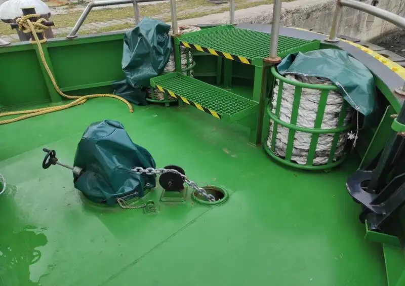 Statki robocze na sprzedaż