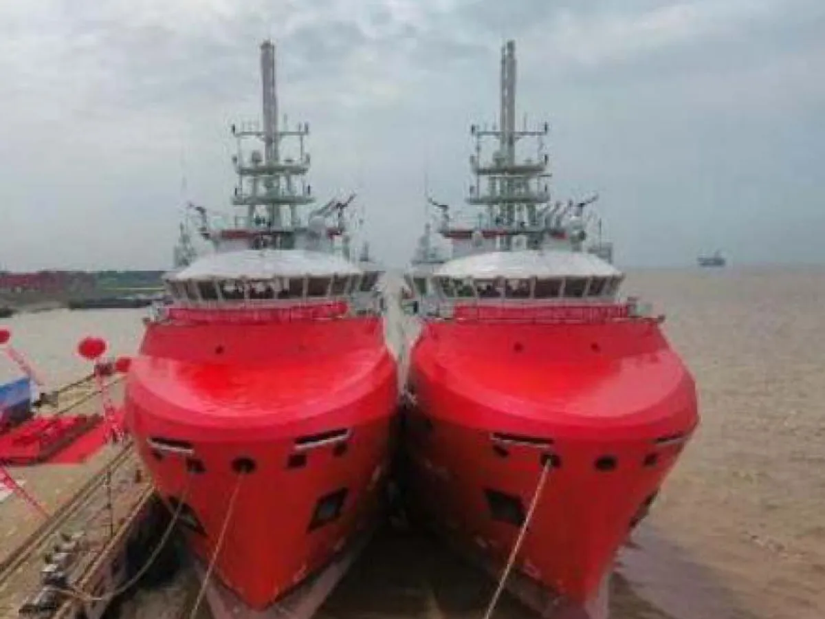 Statki offshore i serwisowe na sprzedaż