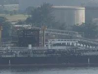 Tankowiec do przewozu ropy/chemikaliów na sprzedaż