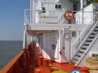 Tankowiec do przewozu ropy/chemikaliów na sprzedaż