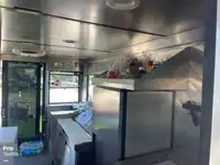 Ponton na sprzedaż