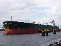 Tankowiec do przewozu ropy/chemikaliów na sprzedaż