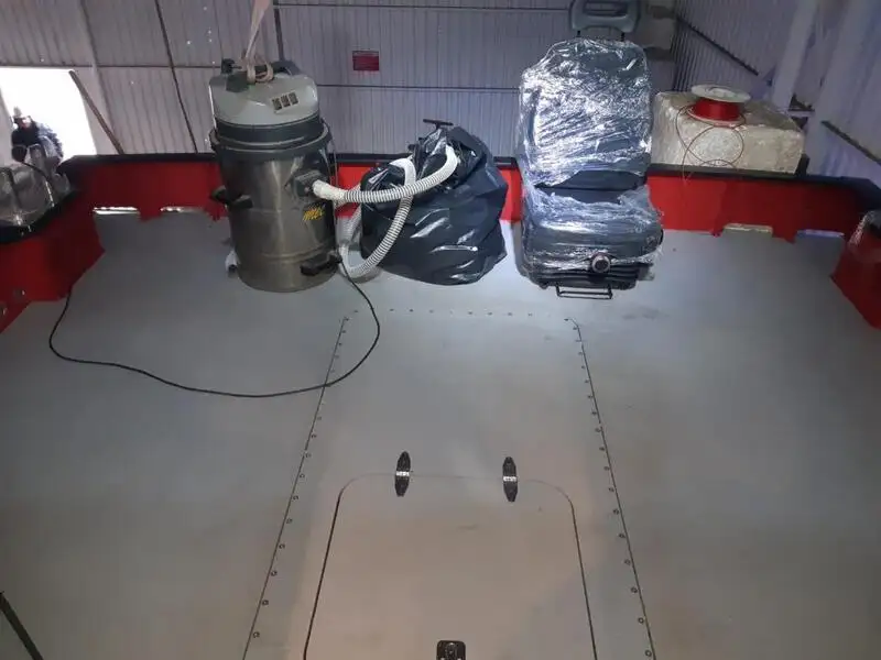 Statki robocze na sprzedaż