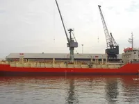 Tankowiec do przewozu ropy/chemikaliów na sprzedaż
