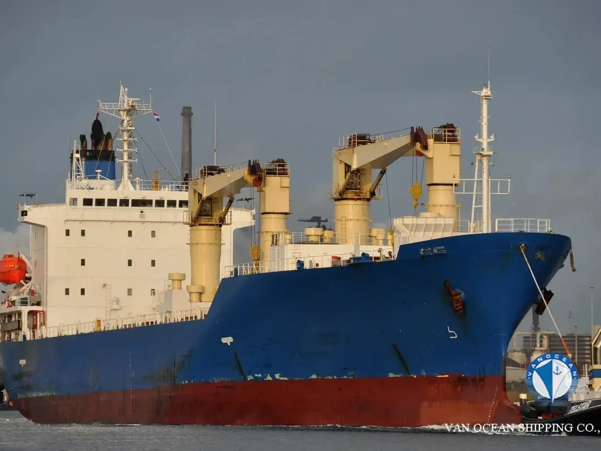 Statek chłodniczy na sprzedaż