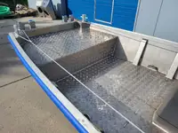 Łodzie robocze na sprzedaż