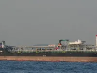 Tankowiec do przewozu ropy/chemikaliów na sprzedaż