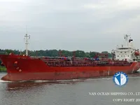 Tankowiec do przewozu ropy/chemikaliów na sprzedaż