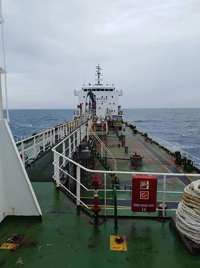 Tankowiec do przewozu ropy/chemikaliów na sprzedaż
