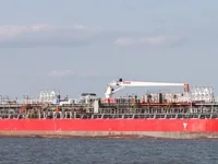 Tankowiec do przewozu ropy/chemikaliów na sprzedaż
